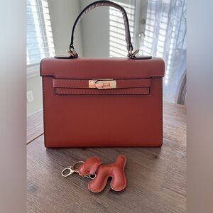 Elegant Brown Purse